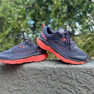 Hoka one one challenger ATR 6
